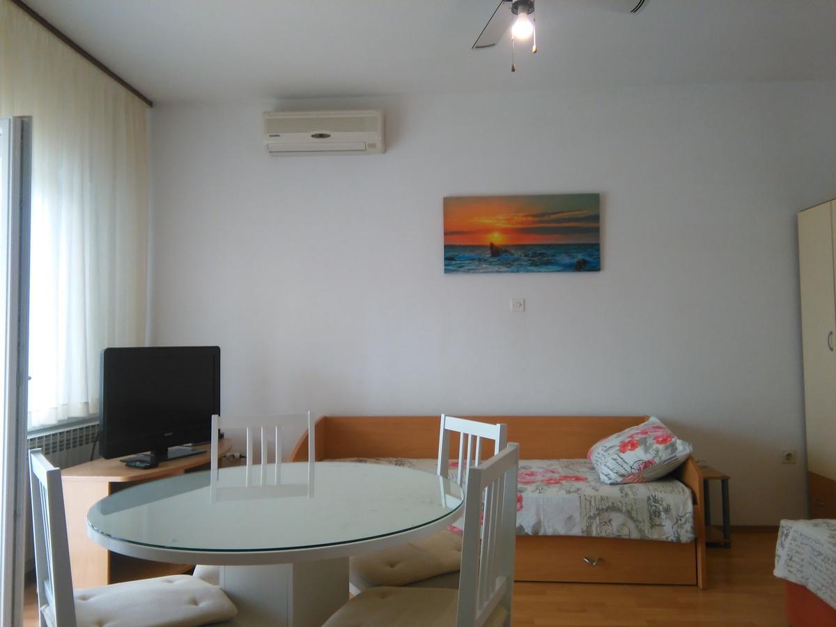 Apartments Silvija Zadar Exterior photo